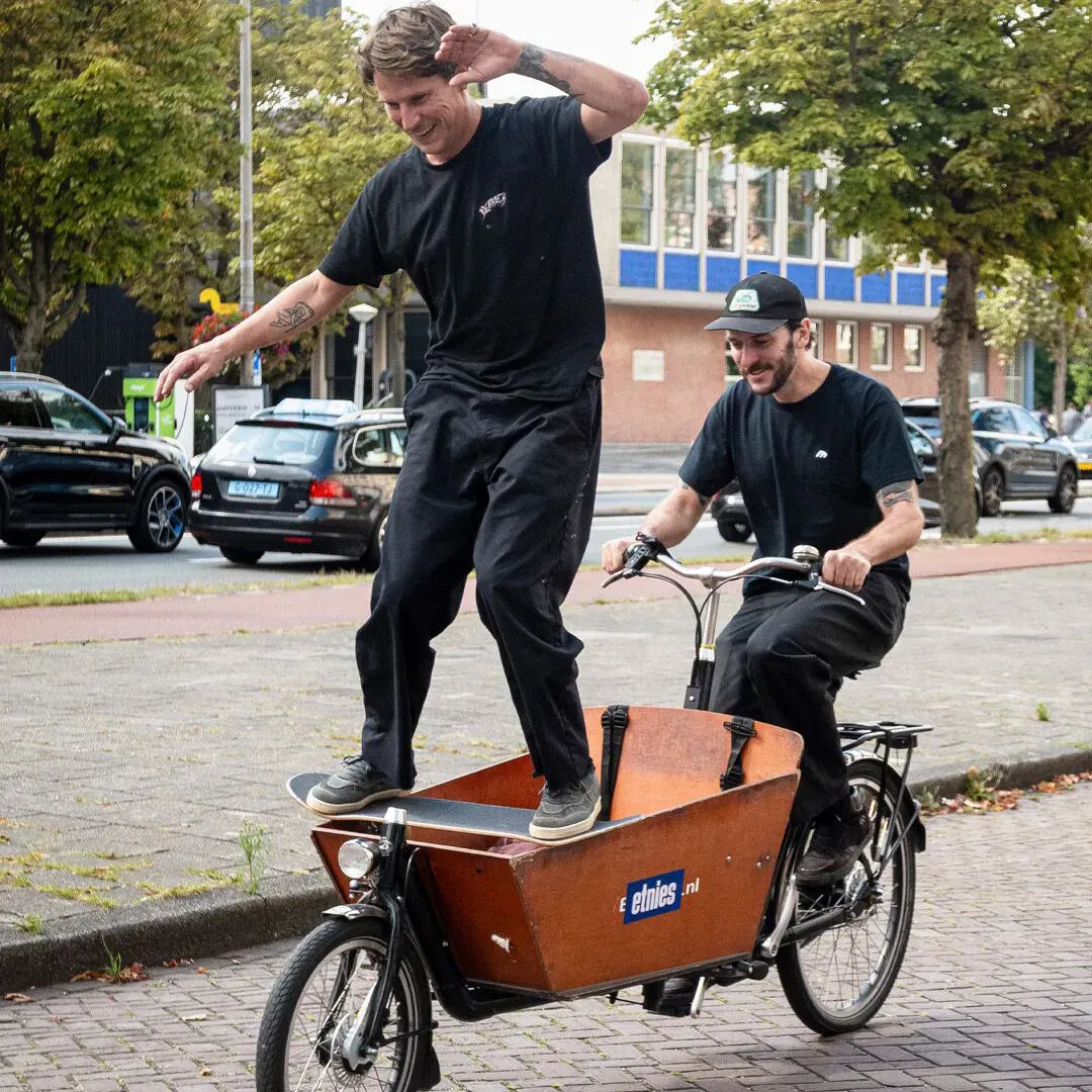 Snake Low - Top Shoe Dark Grey Skate Shoe | etnies Official Low-Top Shoe Etnies Skate Original Sustainability Gear