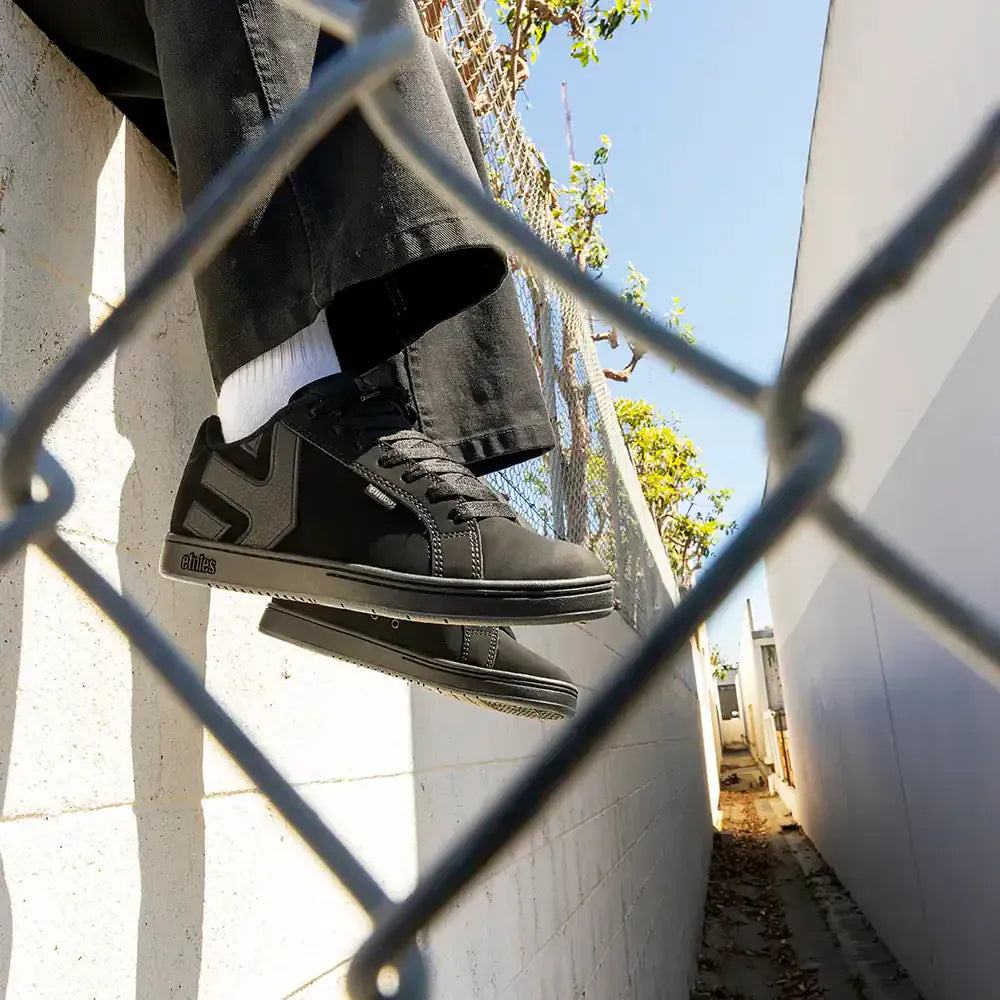 Fader black raw - skate shoes | etnies Official Low-Top Shoe Etnies Skate Original Sustainability Gear