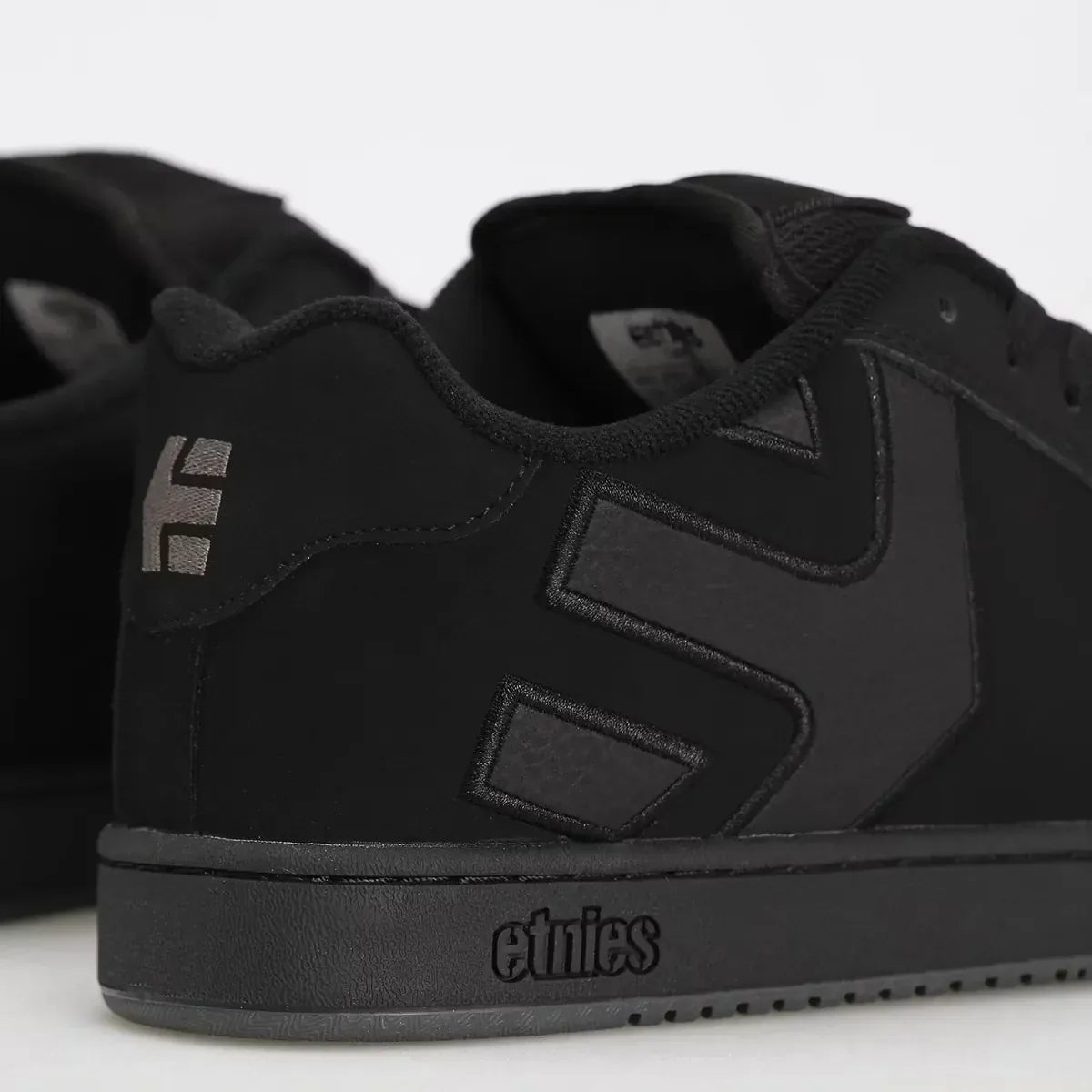 FADER Low-Top Shoe Etnies Skate Original Sustainability Gear