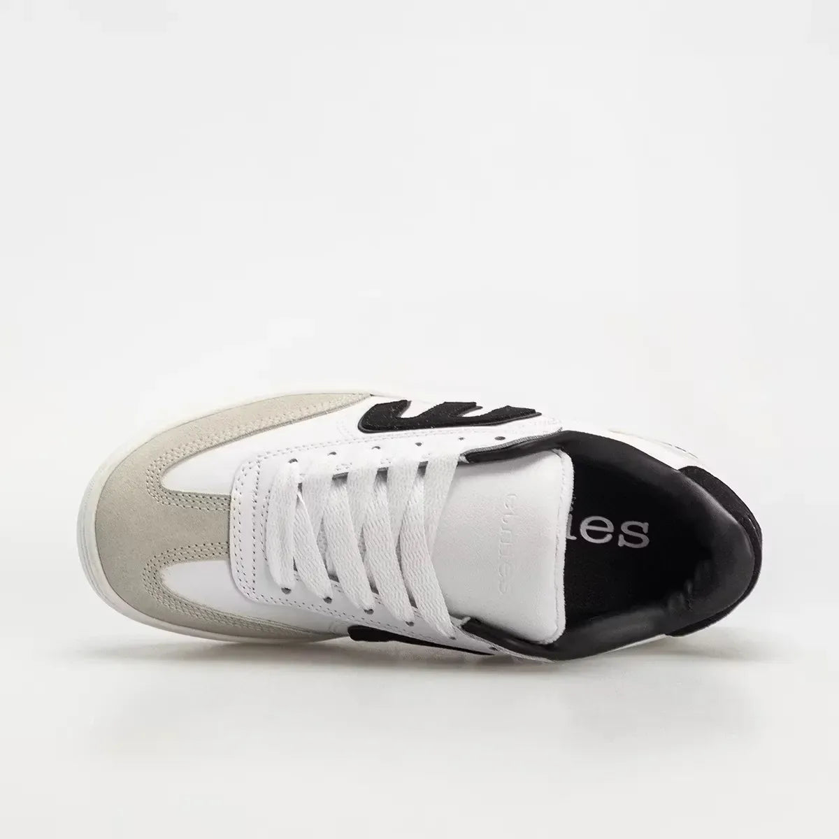 Locut white/black – skate shoes | etnies Official Low-Top Shoe Etnies Skate Original Sustainability Gear