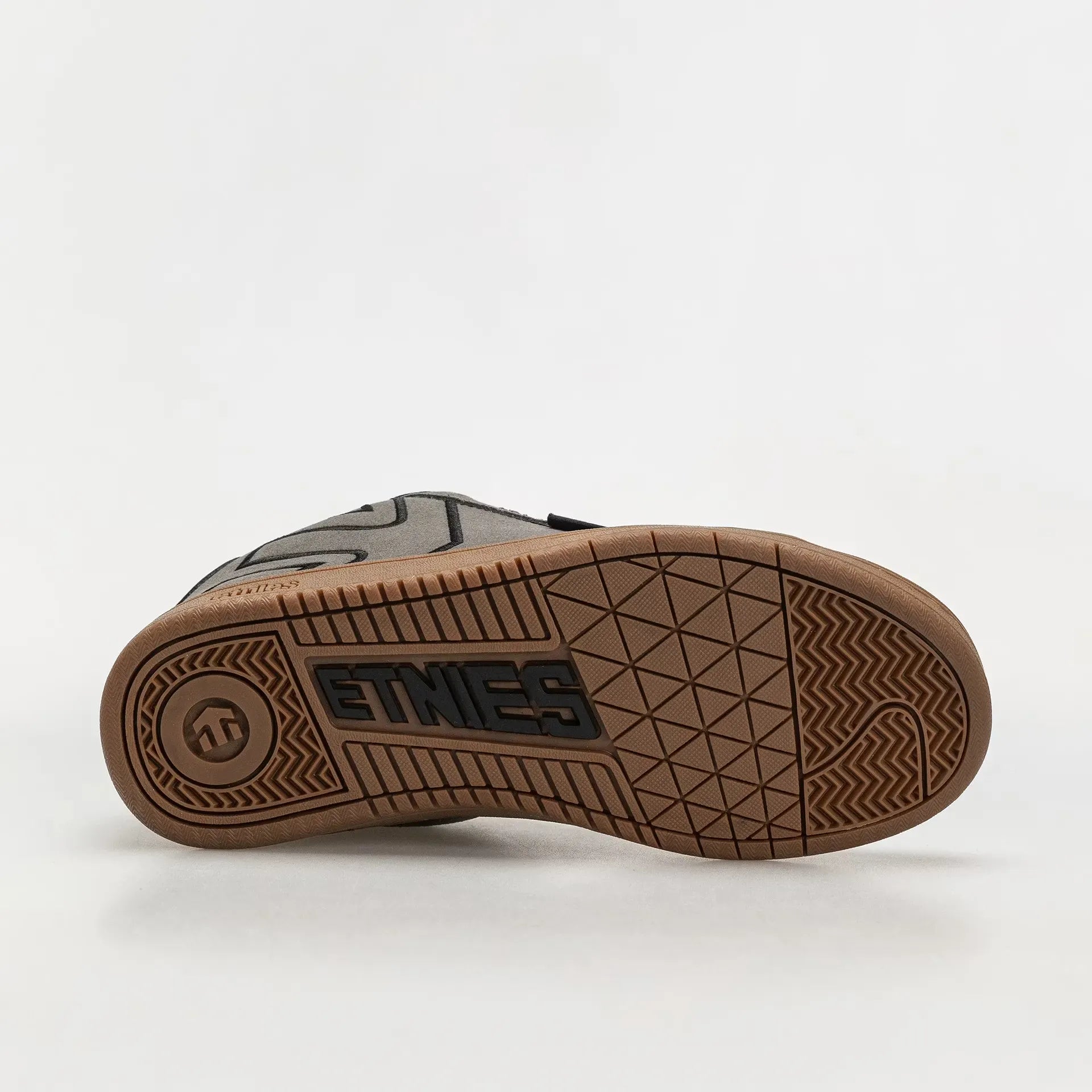 Fader Low - Top Skate Shoe Carbon | etnies Official Low-Top Shoe Etnies Skate Original Sustainability Gear