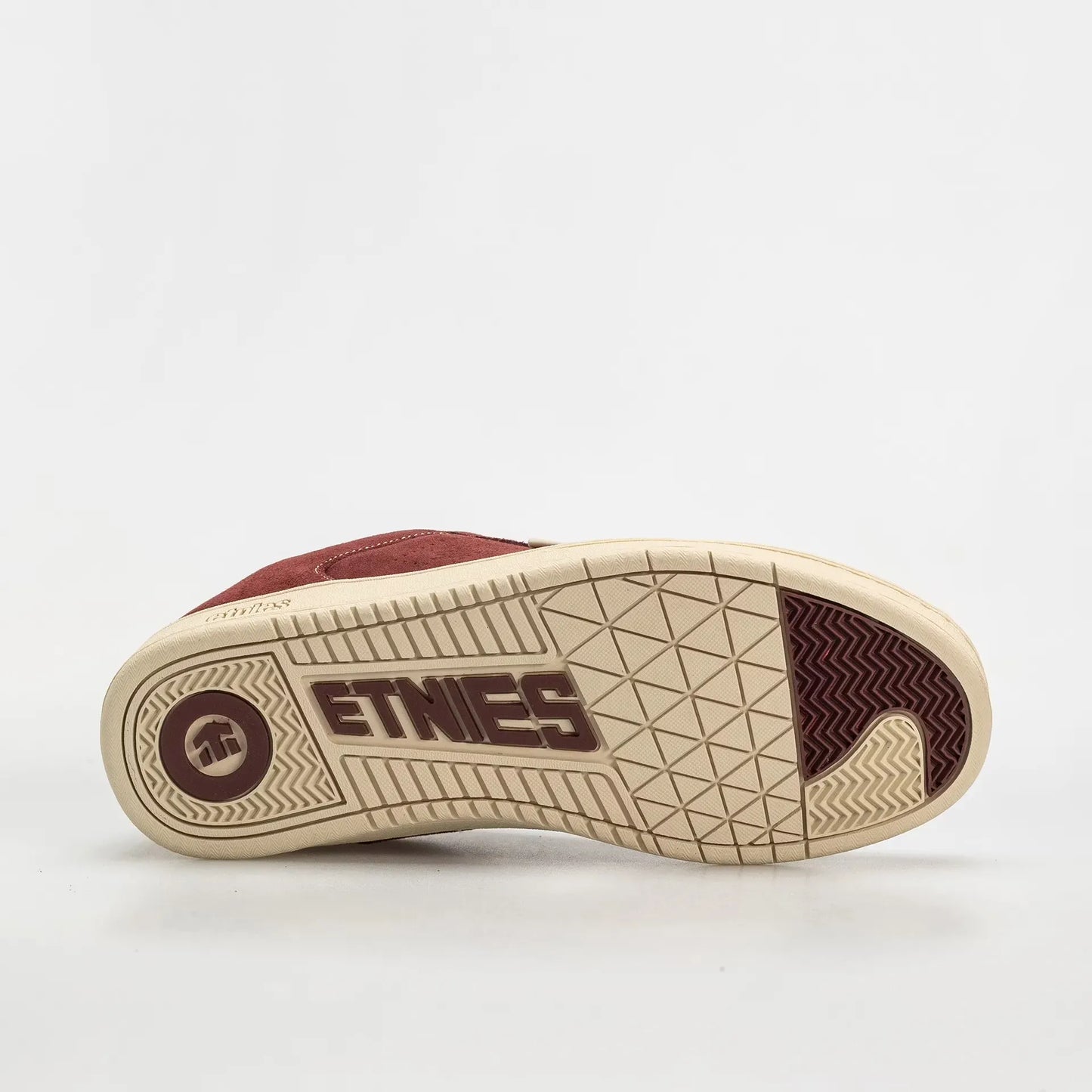 Scam Skate Shoe Burgundy Tan Low - Top | etnies Official Low-Top Shoe Etnies Skate Original Sustainability Gear