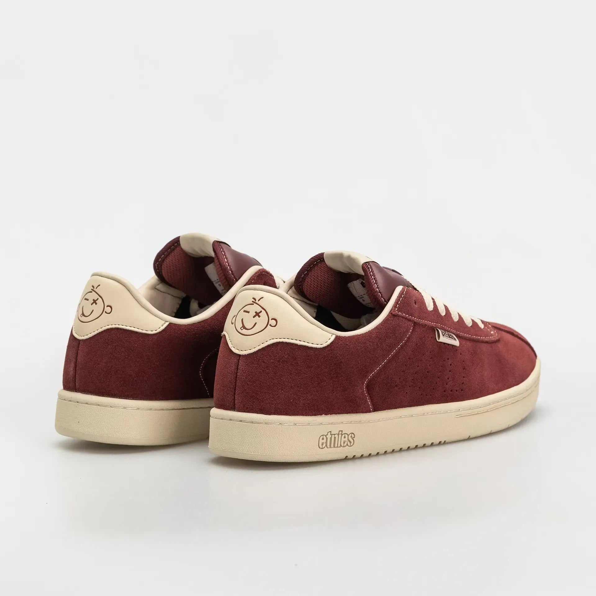 Scam Skate Shoe Burgundy Tan Low - Top | etnies Official Low-Top Shoe Etnies Skate Original Sustainability Gear