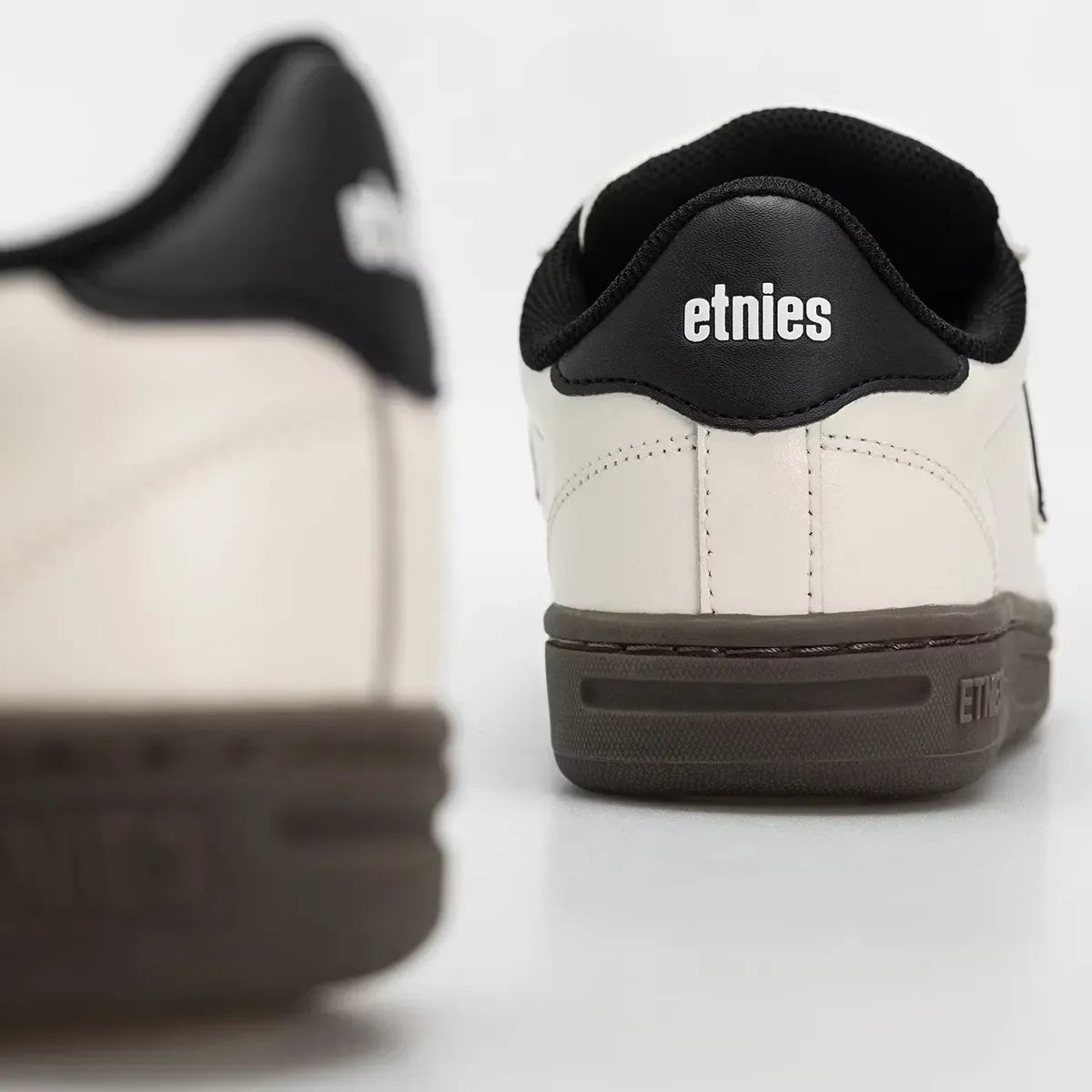 Locut Low - Top Skate Shoe White/Black/Gum | etnies Official Low-Top Shoe Etnies Skate Original Sustainability Gear