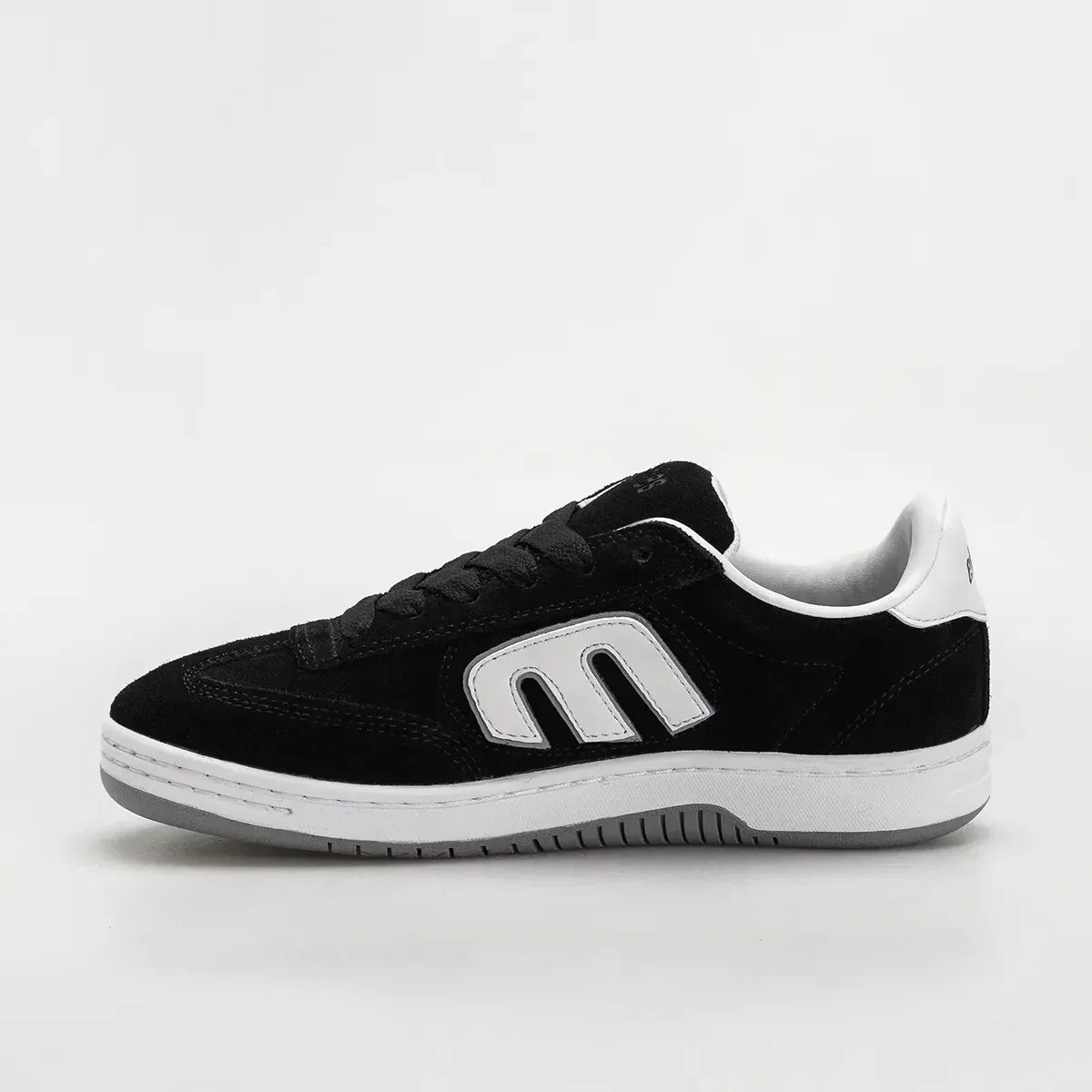 Locut black/white - skate shoes | etnies Official Low-Top Shoe Etnies Skate Original Sustainability Gear