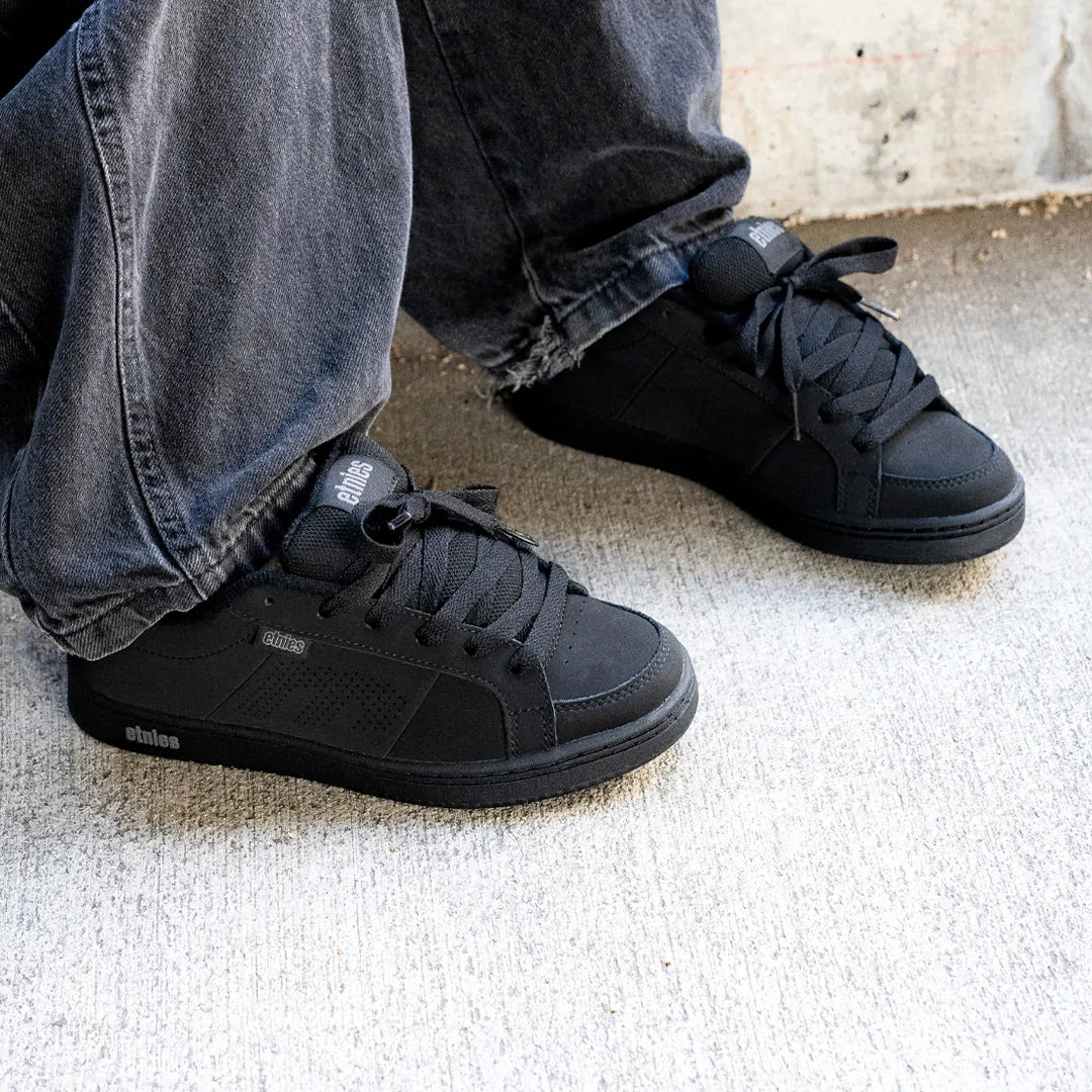 Kingpin black/dirty wash - skate shoes | etnies Official etnies Skate Original Sustainability Gear