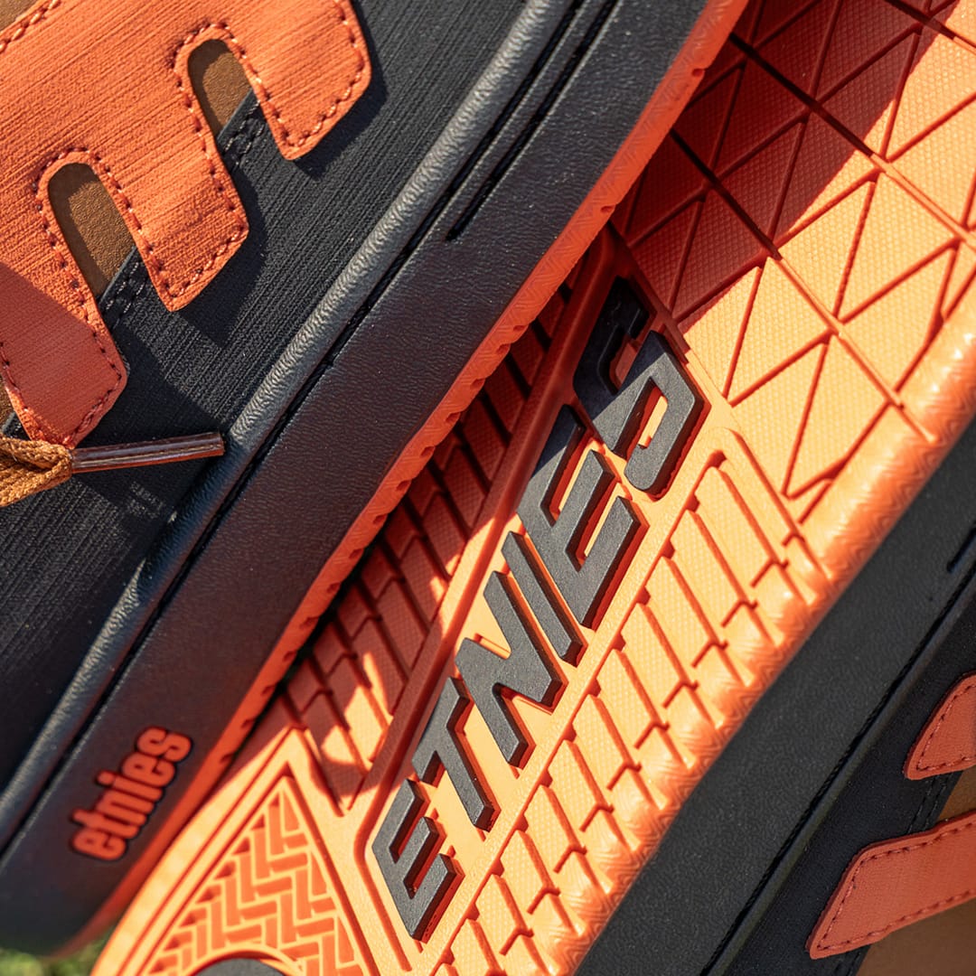 Brown Skate Shoes – Kingpin 2K | etnies Official Canada etnies Skate Original Sustainability Gear