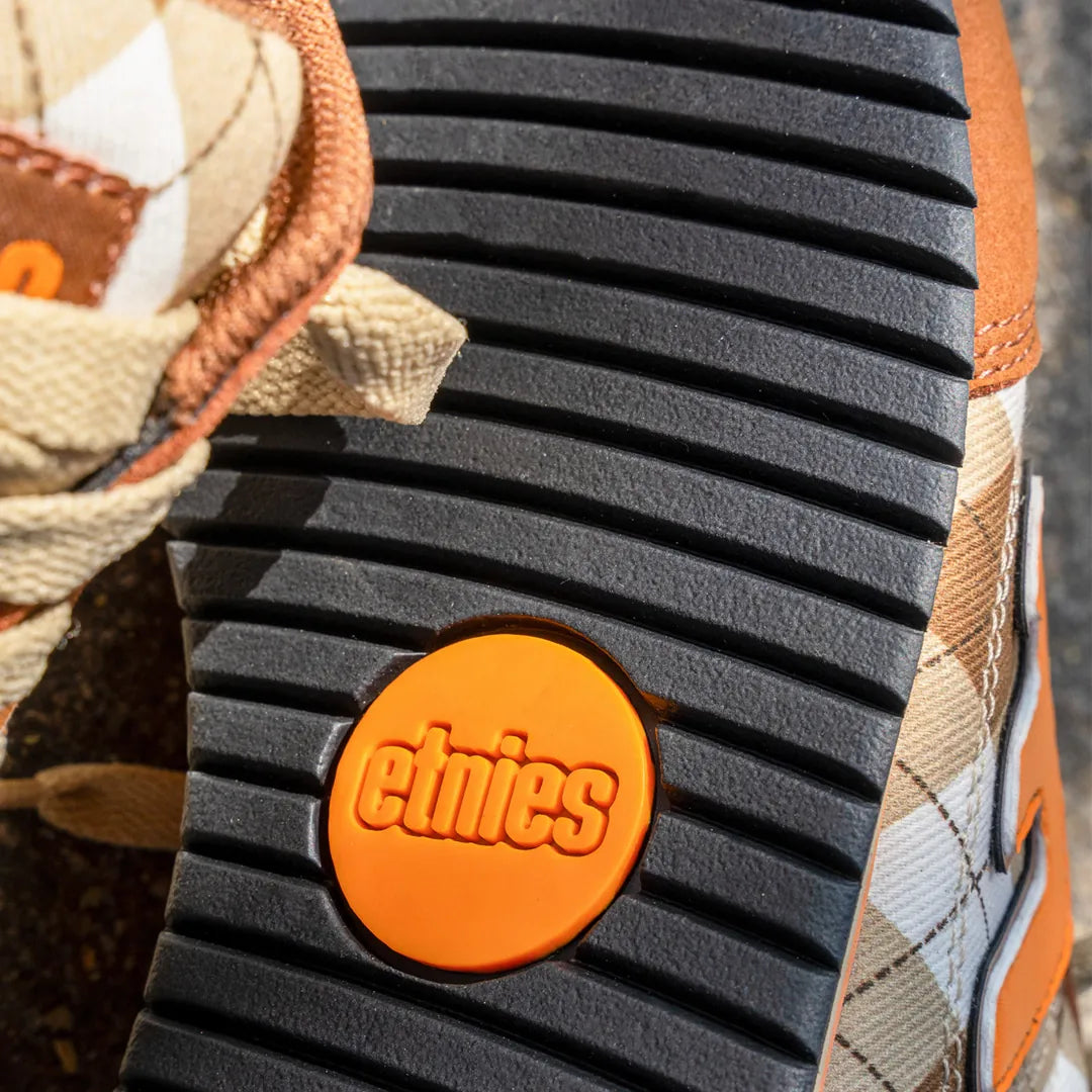 Brown Suede Skate Shoes – Locut 2K | etnies Official Canada etnies Skate Original Sustainability Gear