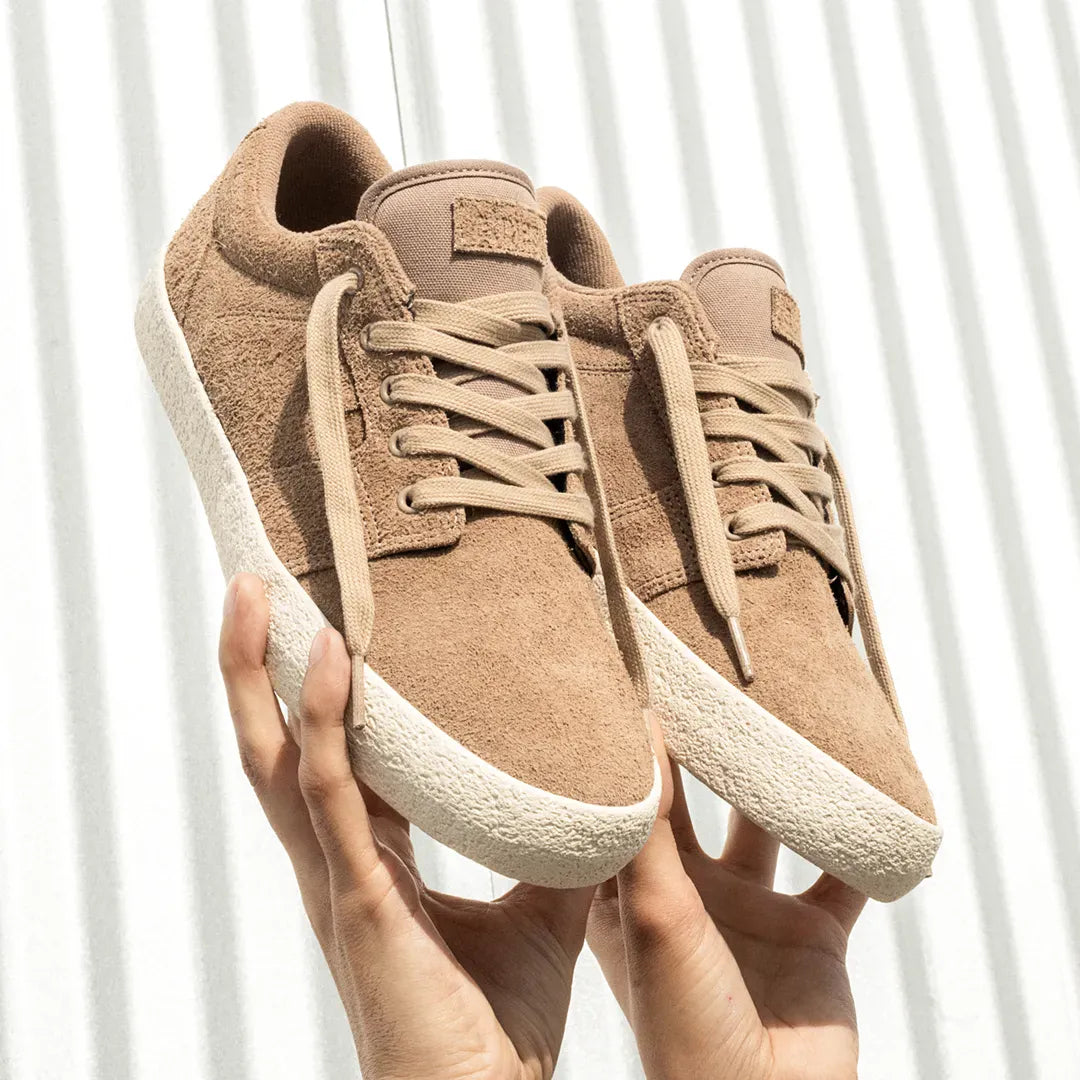 Barge LS Premium Low-Top Vulcanized Etnies Skate Original Sustainability Gear